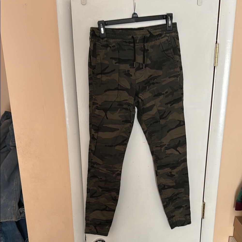 Hollister camouflage joggers
